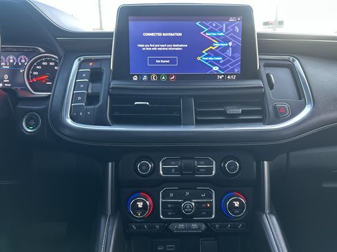 Used 2021 Chevrolet Tahoe Premier w/ Premium Package image 18