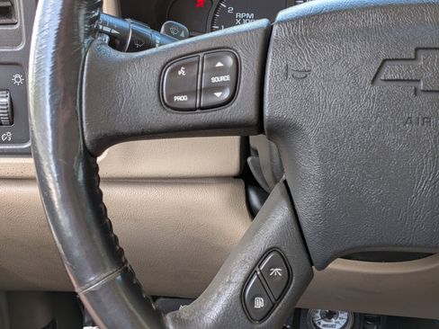 Used 2006 Chevrolet Silverado 3500 LT w/ Onstar Plus Package AWD/4WD image 23