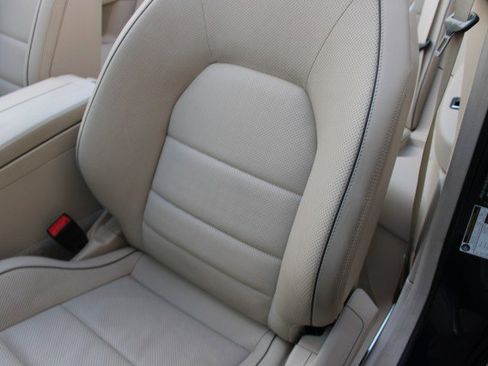 Used 2014 Mercedes-Benz E 350 Cabriolet image 31