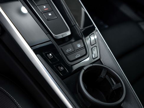 Certified 2021 Porsche 911 Turbo AWD/4WD image 19