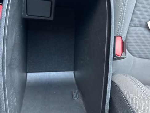 Used 2022 Ford Escape SE image 23