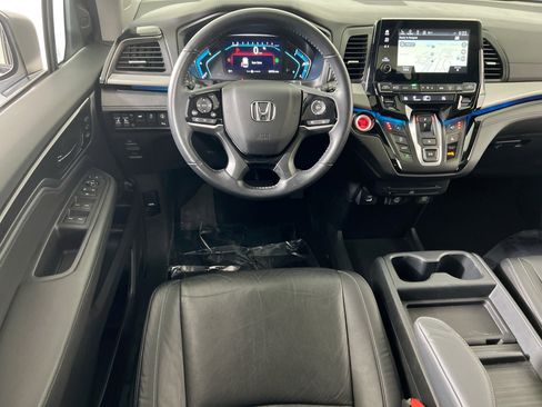 Used 2023 Honda Odyssey Touring image 23