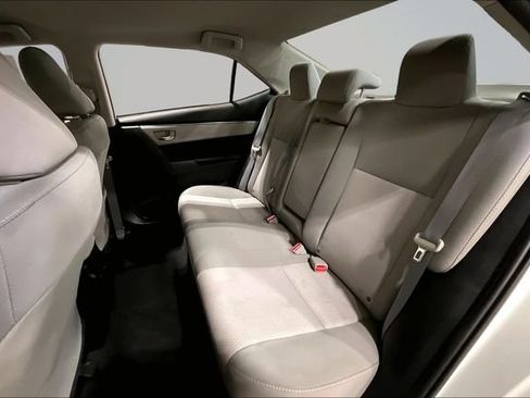 Used 2015 Toyota Corolla LE FWD image 26