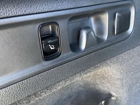 Certified 2025 Mercedes-Benz GLC 350e 4MATIC image 11