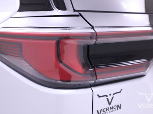 New 2026 GMC Acadia Elevation image 36