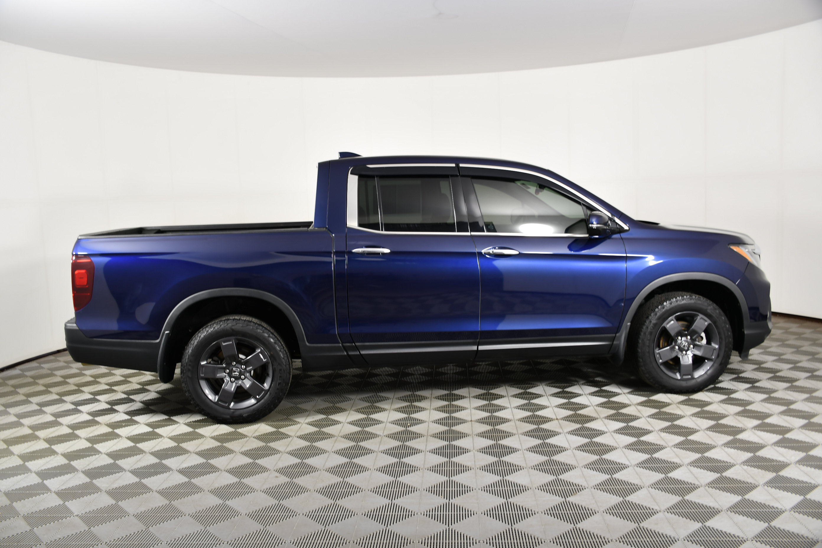 Certified 2023 Honda Ridgeline RTL-E image 5