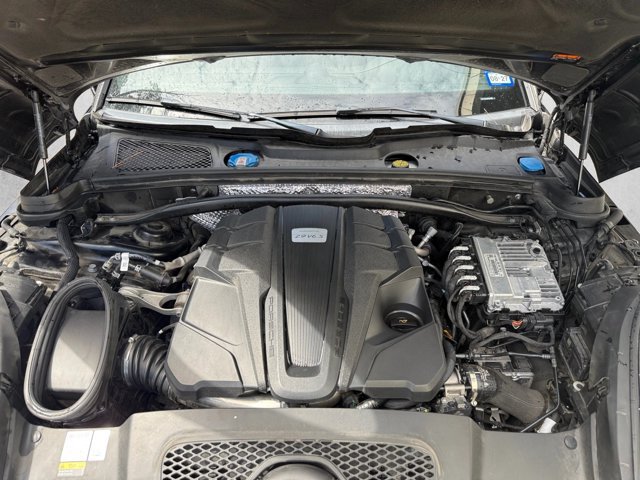 Used 2022 Porsche Macan S AWD/4WD image 25
