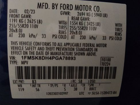 Used 2023 Ford Explorer XLT w/ Equipment Group 202A AWD/4WD image 33