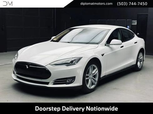 Used 2013 Tesla Model S RWD image 1