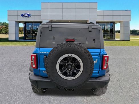 Certified 2021 Ford Bronco Badlands w/ Sasquatch Package AWD/4WD image 5