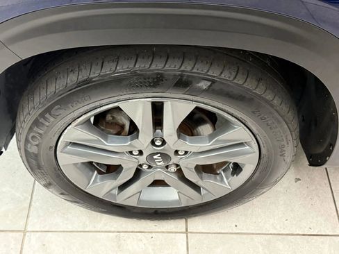 Used 2021 Kia Seltos S FWD image 36