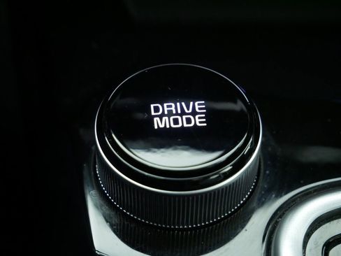 Certified 2024 Kia Seltos SX image 32