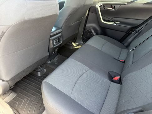 Used 2023 Toyota RAV4 XLE FWD image 12