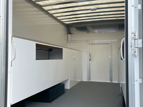 Used 2022 Chevrolet Express 3500 w/ Power Convenience Package image 21