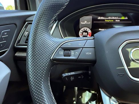 Used 2023 Audi SQ5 Premium Plus w/ Premium Plus Package image 29