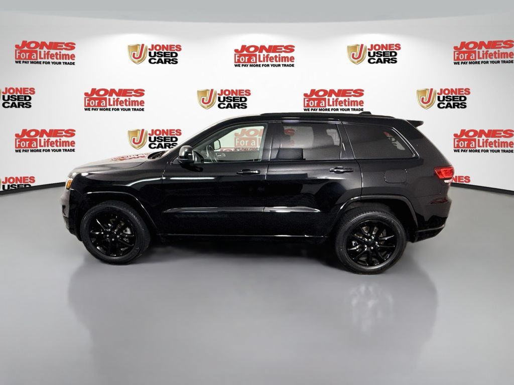 Used 2020 Jeep Grand Cherokee Altitude AWD/4WD image 14