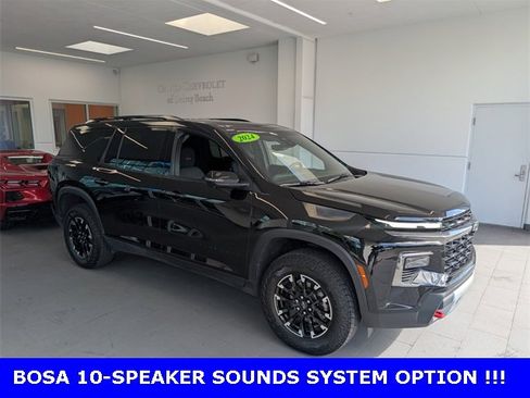 Certified 2024 Chevrolet Traverse Z71 w/ Enhanced Driving Package image 2