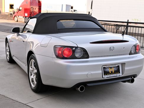 Used 2002 Honda S2000 image 6
