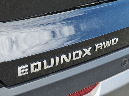 Used 2026 Chevrolet Equinox LT w/ Convenience Package II AWD/4WD image 30