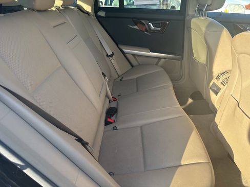 Used 2010 Mercedes-Benz GLK 350 4MATIC image 19