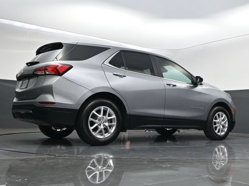 Used 2024 Chevrolet Equinox LT FWD image 40