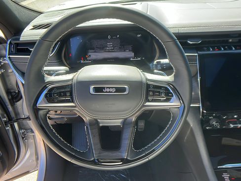 New 2025 Jeep Grand Cherokee L Overland w/ Advanced Protech Group III image 24