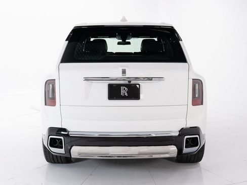 Used 2026 Rolls-Royce Cullinan AWD/4WD image 4