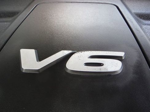 Used 2018 Jeep Grand Cherokee Limited w/ Trailer Tow Group IV image 7