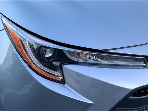 Used 2025 Toyota Corolla LE FWD image 24