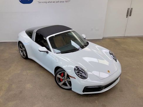 Used 2024 Porsche 911 Targa 4S w/ Premium Package image 48