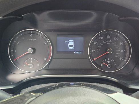 Used 2019 Kia Forte LXS image 14