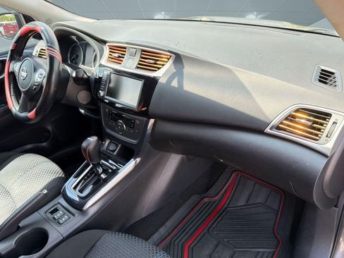 Used 2019 Nissan Sentra SR image 23