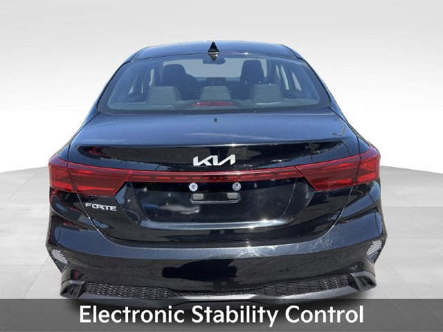 Used 2023 Kia Forte LXS FWD image 6
