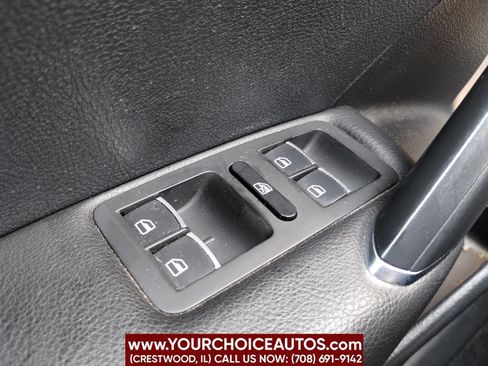 Used 2017 Volkswagen Passat 1.8T S image 29