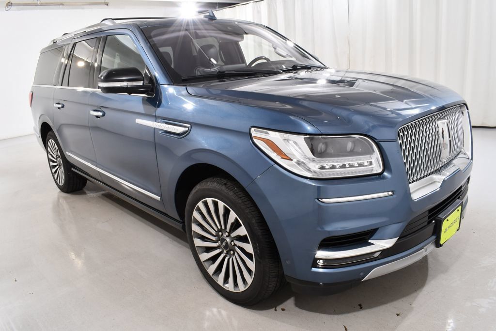 Used 2019 Lincoln Navigator L Reserve AWD/4WD image 5