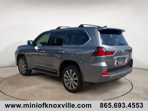 Used 2017 Lexus LX 570 4WD w/ Luxury Package image 5