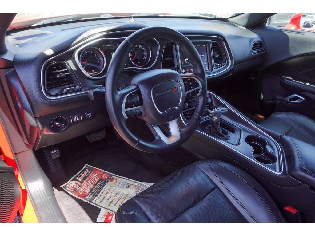 Used 2017 Dodge Challenger SXT Plus RWD image 10