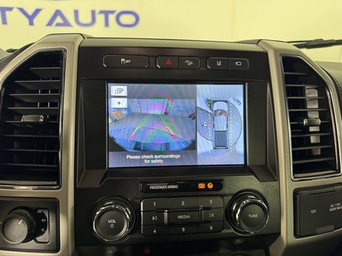 Used 2019 Ford F250 Lariat w/ Lariat Ultimate Package image 26