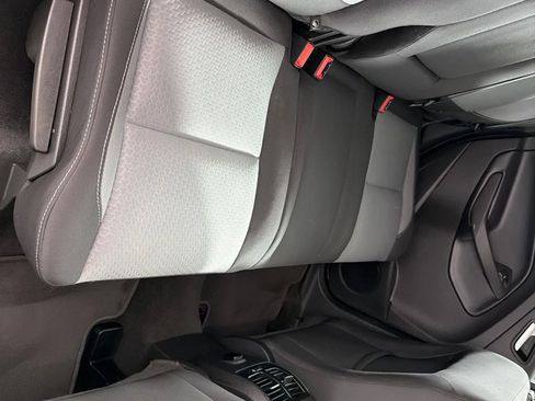 Used 2018 Ford Escape SE image 22