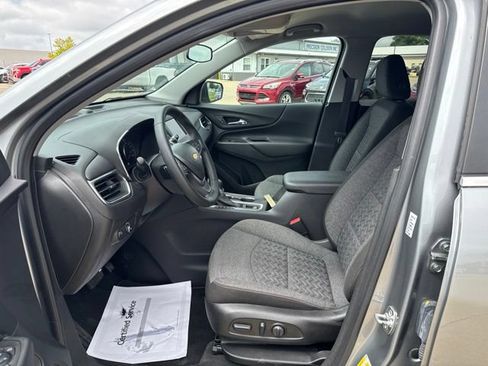 Used 2024 Chevrolet Equinox LT FWD image 7