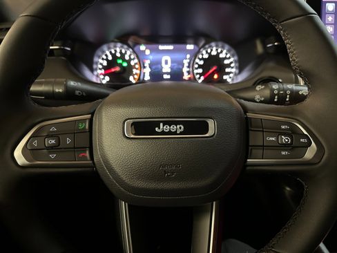 New 2026 Jeep Compass Latitude image 22
