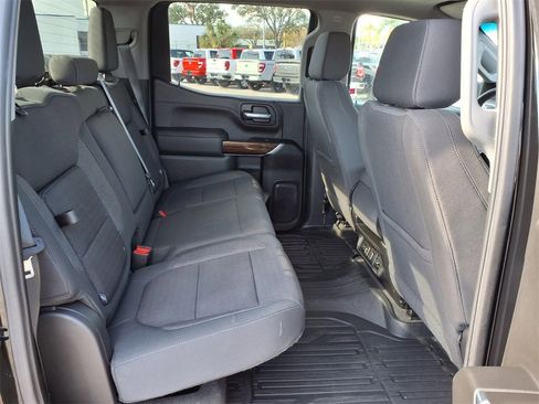 Used 2020 GMC Sierra 1500 Elevation w/ Elevation Value Package image 15