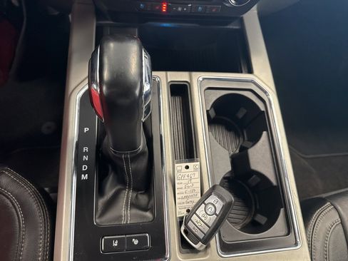 Used 2019 Ford F150 Lariat w/ Equipment Group 502A Luxury image 10