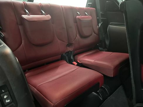 Used 2022 Lexus GX 460 Luxury w/ Off Road Package AWD/4WD image 26