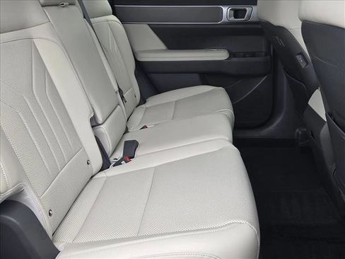 Used 2024 Hyundai Santa Fe SEL FWD image 20