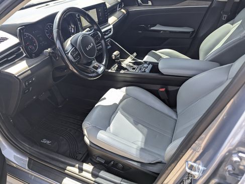 Used 2022 Kia K5 EX w/ EX Premium Package FWD image 9