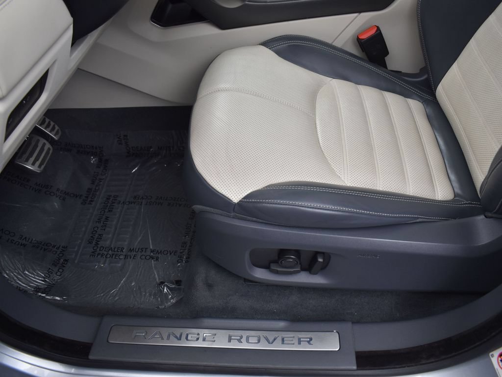 Used 2019 Land Rover Range Rover Evoque HSE Dynamic AWD/4WD image 31