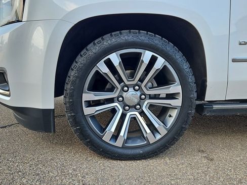 Used 2019 GMC Yukon XL Denali w/ Denali Ultimate Package AWD/4WD image 27
