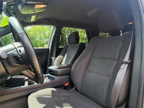 Used 2025 Dodge Durango GT AWD/4WD image 12
