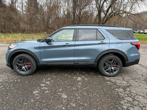 New 2026 Ford Explorer ST-Line w/ ST-Line Street Pack image 9